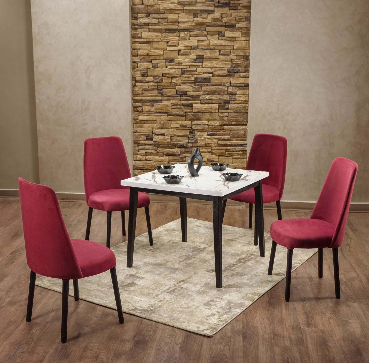 4-Seater Dining Table – Velvet Chairs, 100x100cm