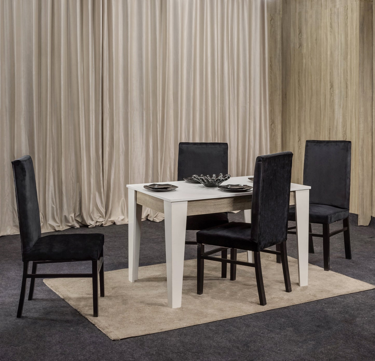 4-Seater Dining Table – Velvet Chairs, 140x80cm