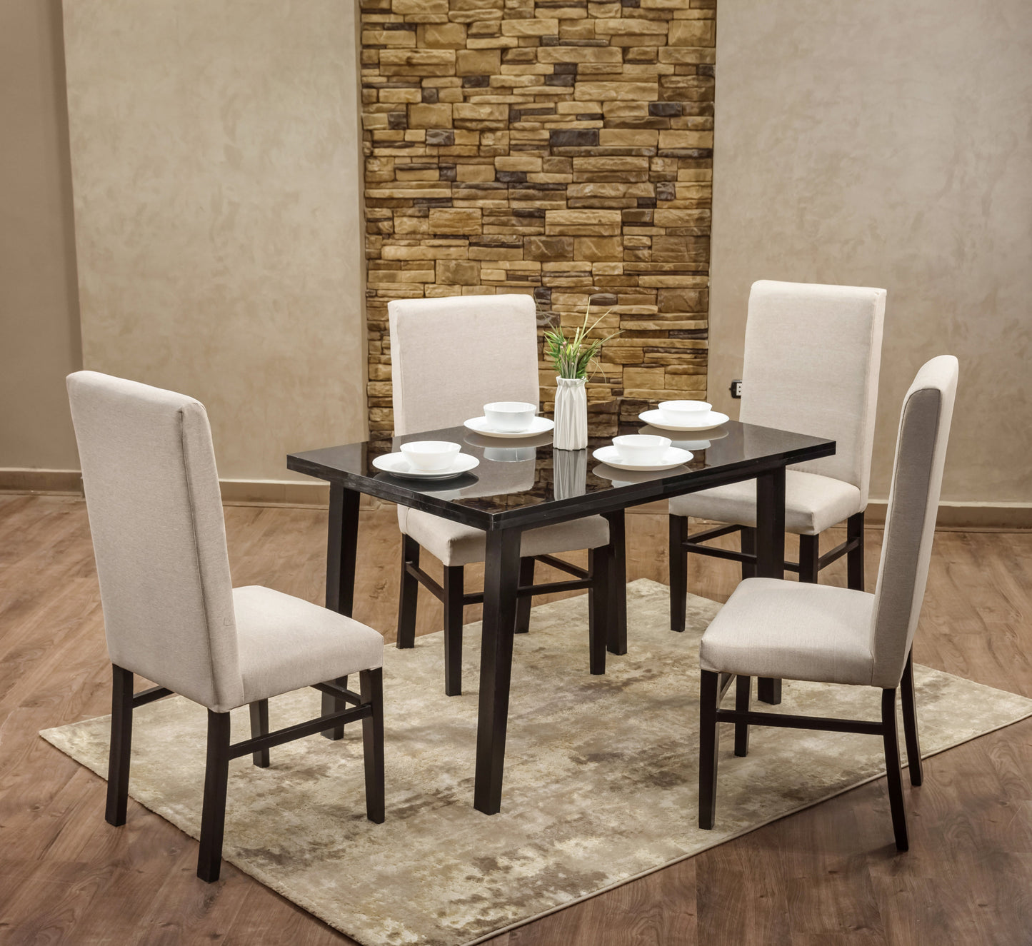4-Seater Dining Table – Linen Chairs, 80x120cm
