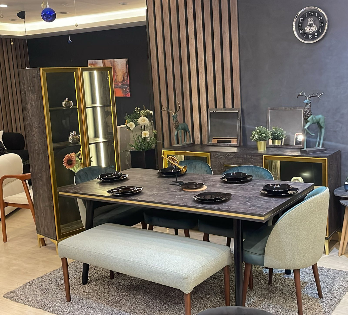 Dining Room Set – German Counter