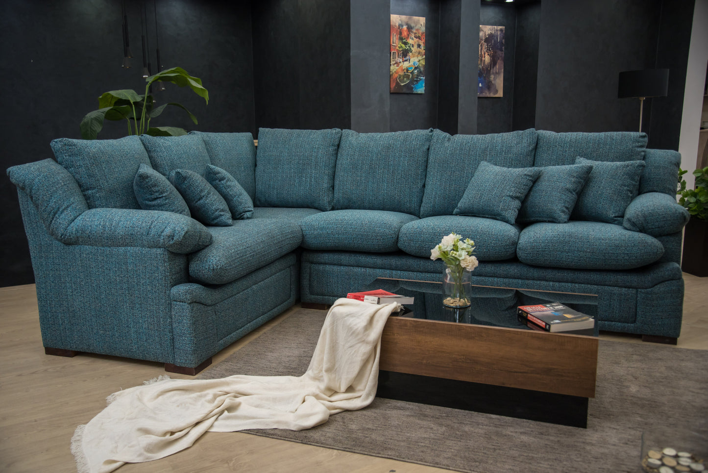Oversized Sofa – Reversed Leather, 300x200cm