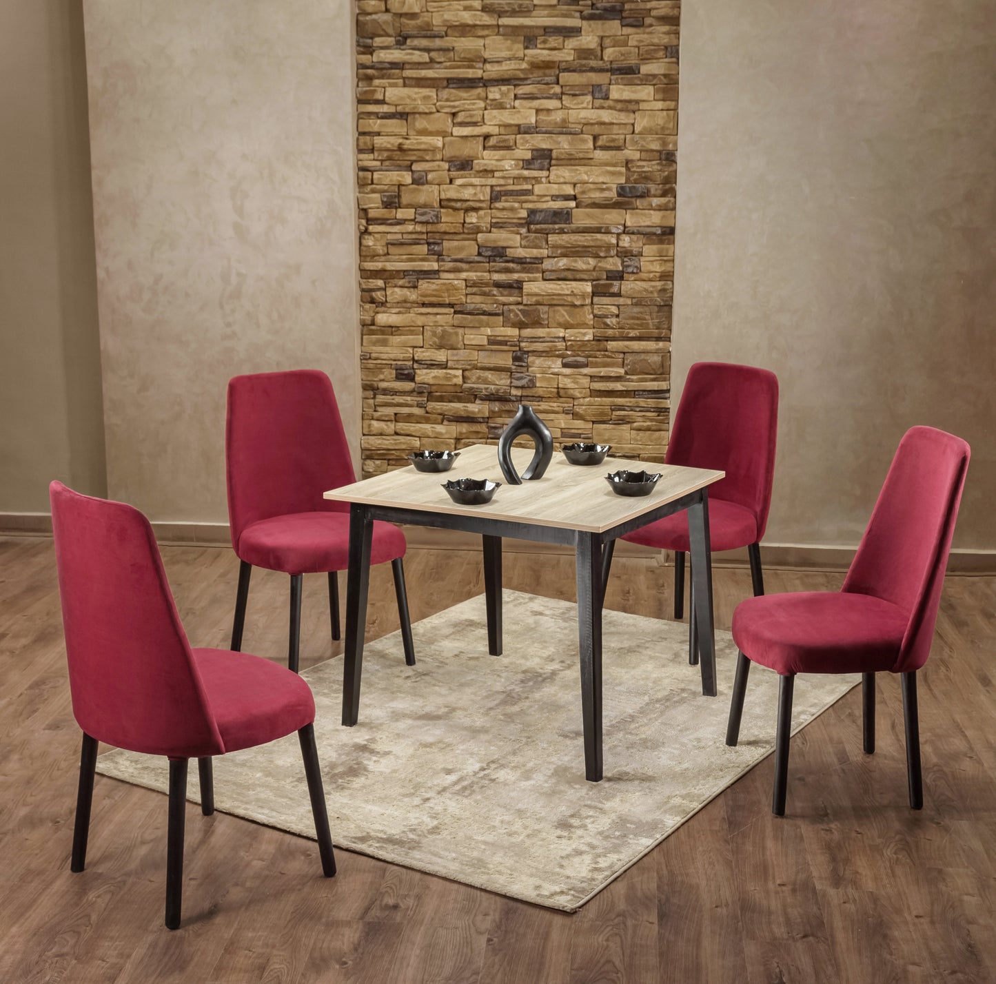 4-Seater Dining Table – Velvet Chairs, 100x100cm